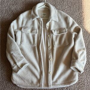 Abercrombie & Fitch Off-White Sherpa Jacket